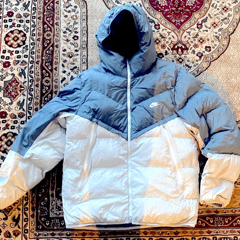 Nike puffer jacket I bought it for almost 300CDN used like new